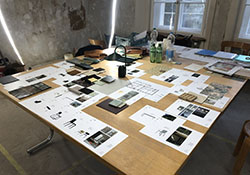 Däster Schild klein